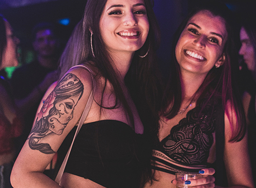 friends bar hopping